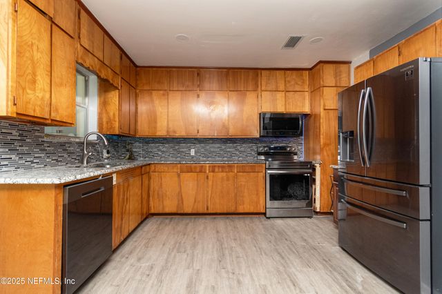 1165 5TH Street, Macclenny, FL 32063