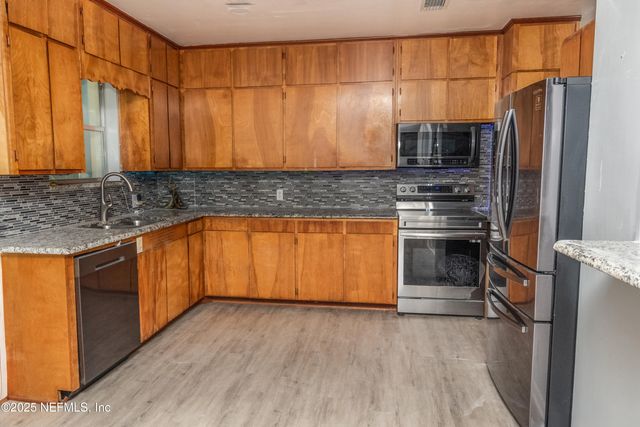 1165 5TH Street, Macclenny, FL 32063