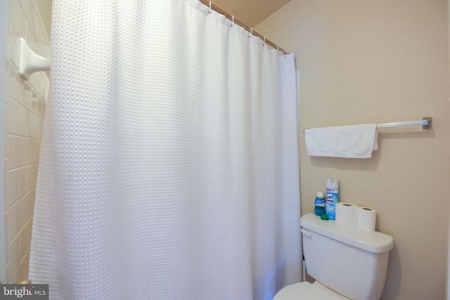 15226 WENTWOOD LN, Woodbridge, VA 22191