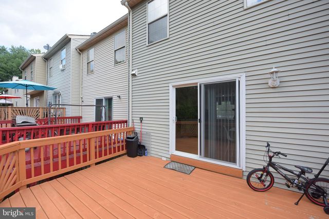 15226 WENTWOOD LN, Woodbridge, VA 22191