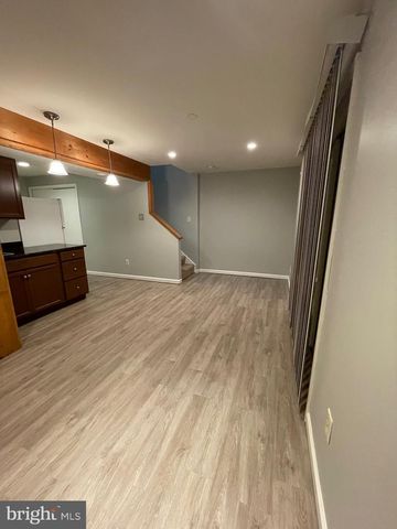 15226 WENTWOOD LN, Woodbridge, VA 22191