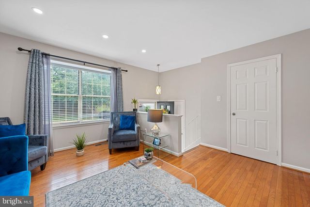 15226 WENTWOOD LN, Woodbridge, VA 22191