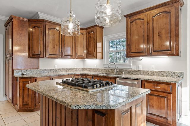 895 Ross Hollow Road, Ringgold, GA 30736