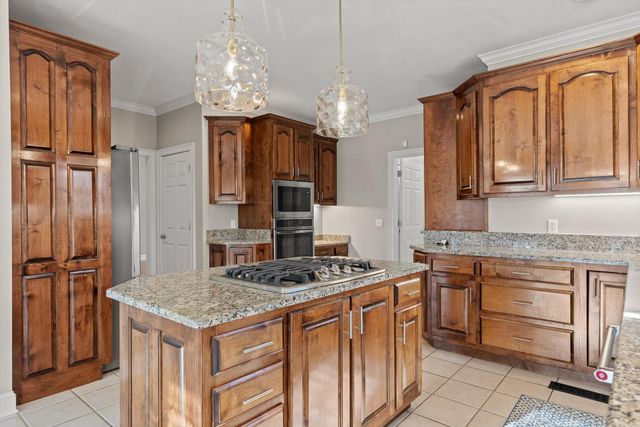 895 Ross Hollow Road, Ringgold, GA 30736