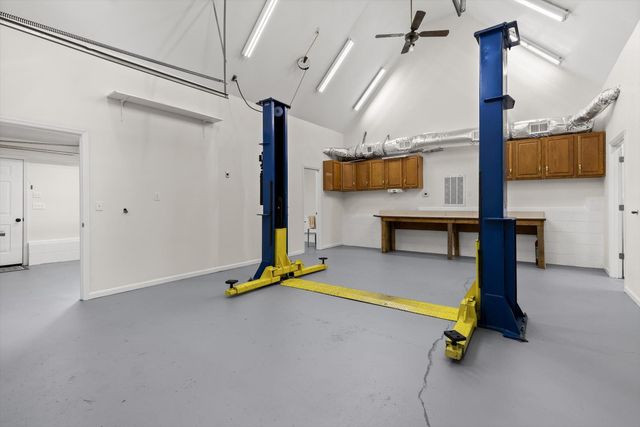 895 Ross Hollow Road, Ringgold, GA 30736