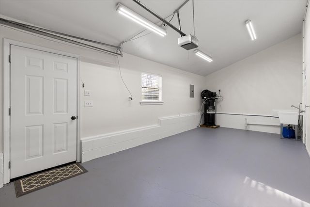 895 Ross Hollow Road, Ringgold, GA 30736