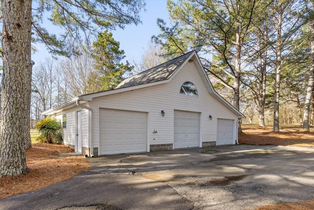 895 Ross Hollow Road, Ringgold, GA 30736