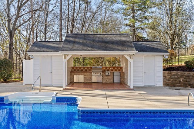 895 Ross Hollow Road, Ringgold, GA 30736