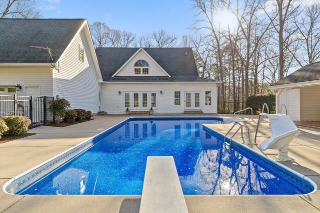 895 Ross Hollow Road, Ringgold, GA 30736