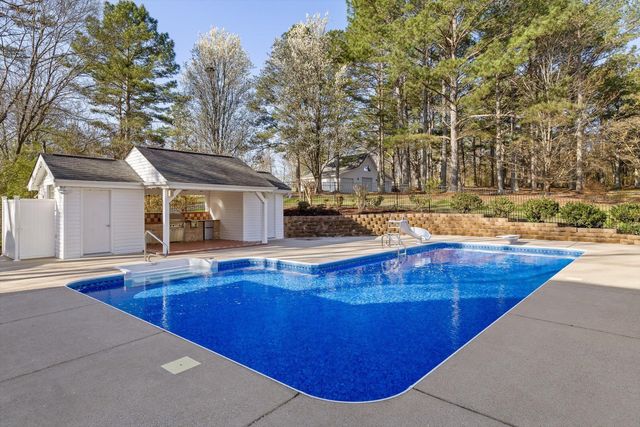 895 Ross Hollow Road, Ringgold, GA 30736