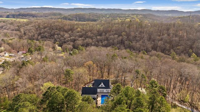 895 Ross Hollow Road, Ringgold, GA 30736