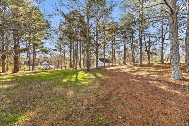 895 Ross Hollow Road, Ringgold, GA 30736
