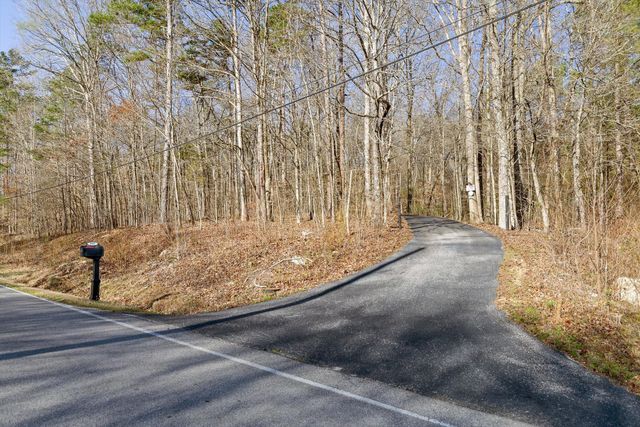 895 Ross Hollow Road, Ringgold, GA 30736