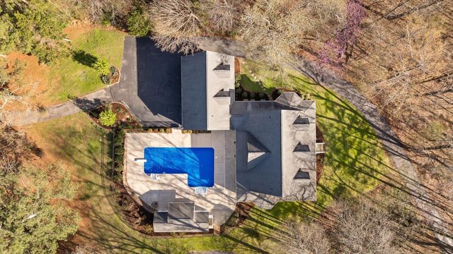 895 Ross Hollow Road, Ringgold, GA 30736