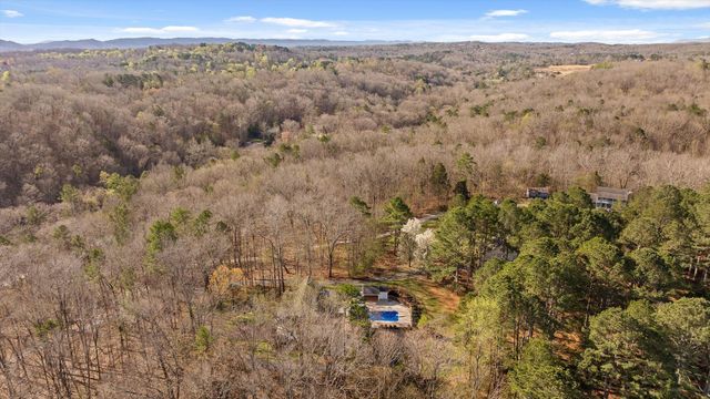 895 Ross Hollow Road, Ringgold, GA 30736