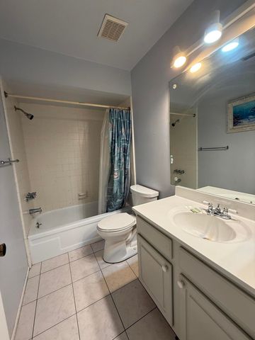 738 SW Ravenswood Lane, Port St. Lucie, Port St Lucie, FL 34983