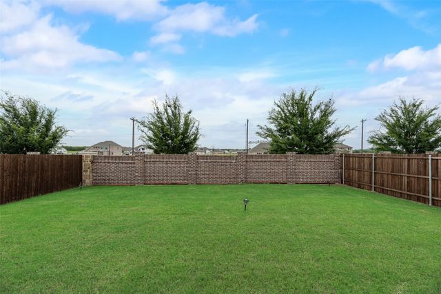 5016 De Berry Lane, Royse City, TX 75189