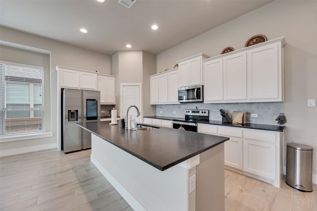 5016 De Berry Lane, Royse City, TX 75189