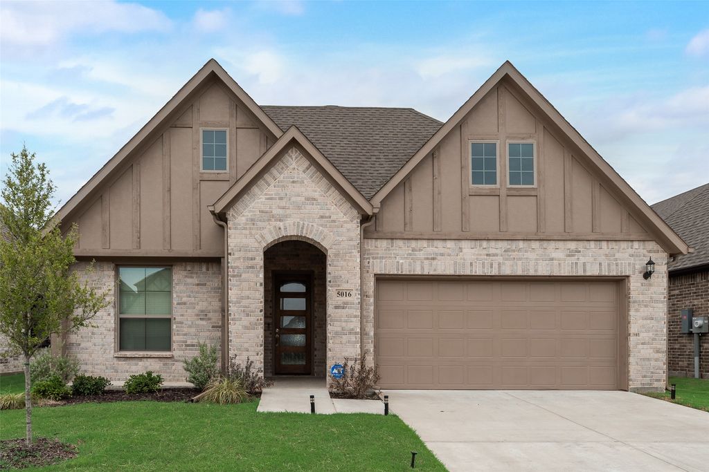 5016 De Berry Lane, Royse City, TX 75189