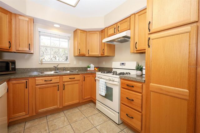 67 ABERDEEN CIRCLE, Leesburg, FL 34788