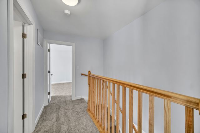 813 Kansas Street, Carol Stream, IL 60188