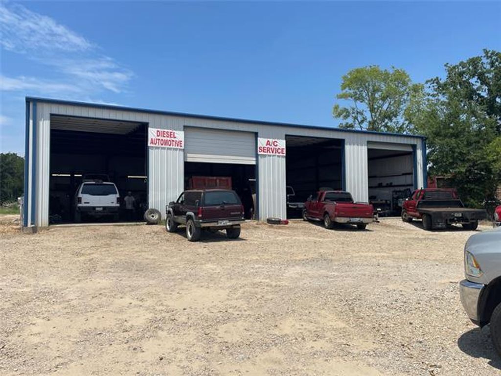 625 Interstate Highway 30 E, Sulphur Springs, TX 75482