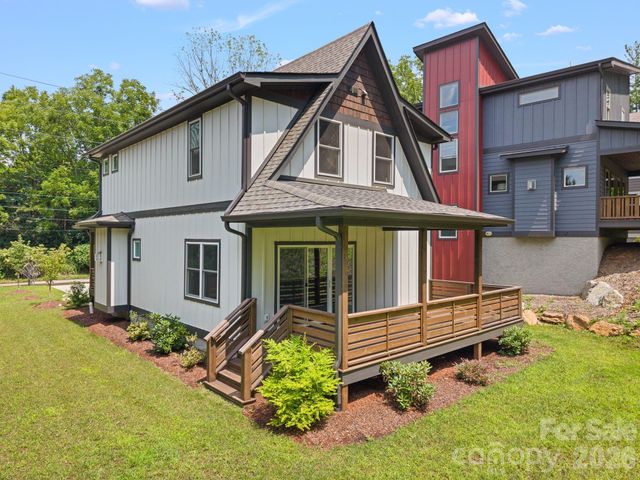 89 Glendale Avenue, Asheville, NC 28803