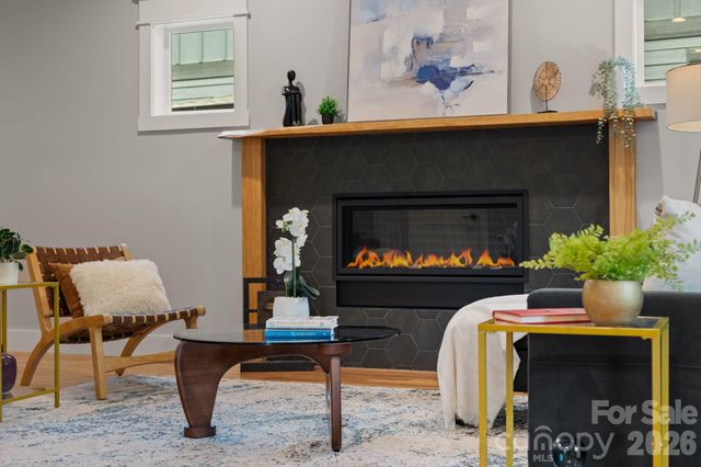 89 Glendale Avenue, Asheville, NC 28803