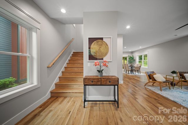 89 Glendale Avenue, Asheville, NC 28803
