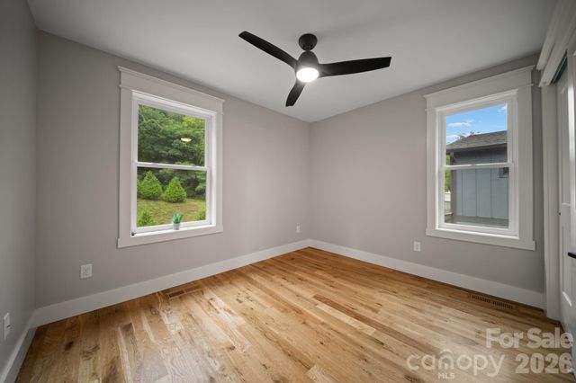 89 Glendale Avenue, Asheville, NC 28803