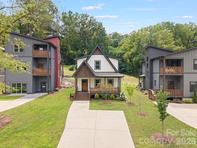 89 Glendale Avenue, Asheville, NC 28803