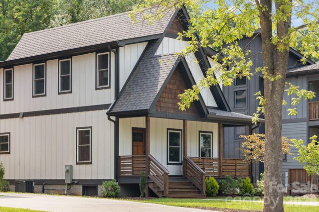 89 Glendale Avenue, Asheville, NC 28803