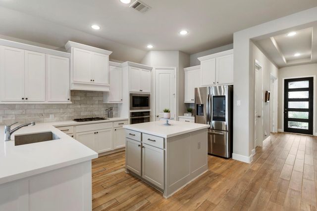 42208 Cubierto Trace, Magnolia, TX 77354