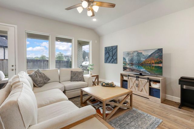 42208 Cubierto Trace, Magnolia, TX 77354