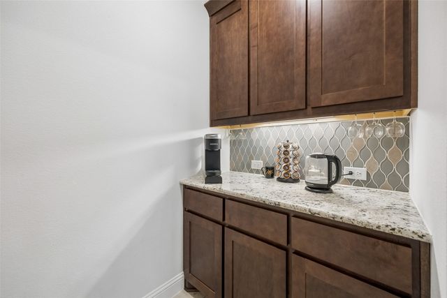 909 Sedona Street, Little Elm, TX 75068