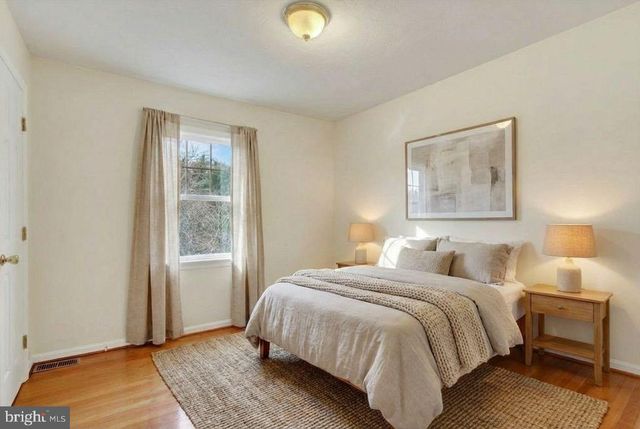 13 FIELDCREST DR, Littlestown, PA 17340