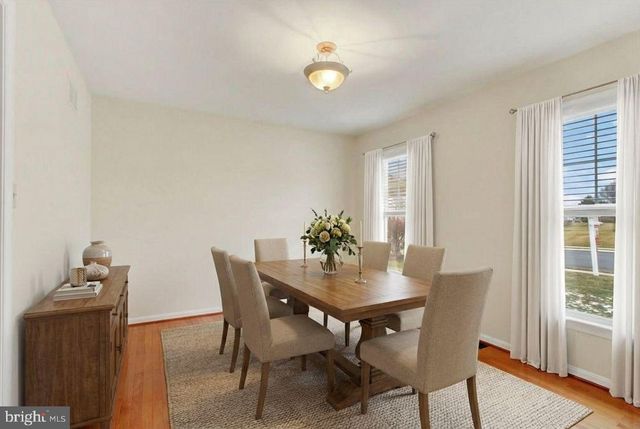 13 FIELDCREST DR, Littlestown, PA 17340