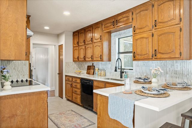 201 E 3rd Street, Weatherford, TX 76086