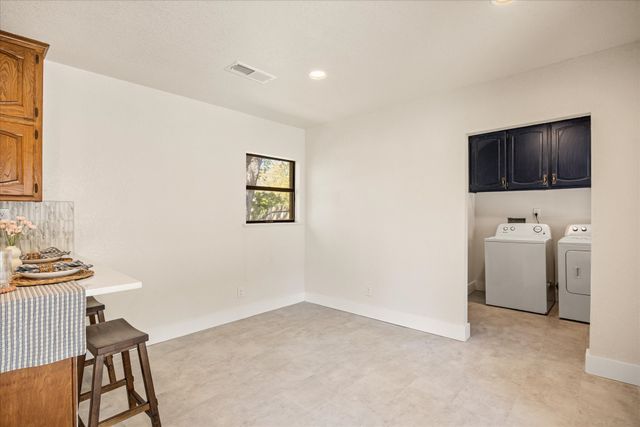 201 E 3rd Street, Weatherford, TX 76086