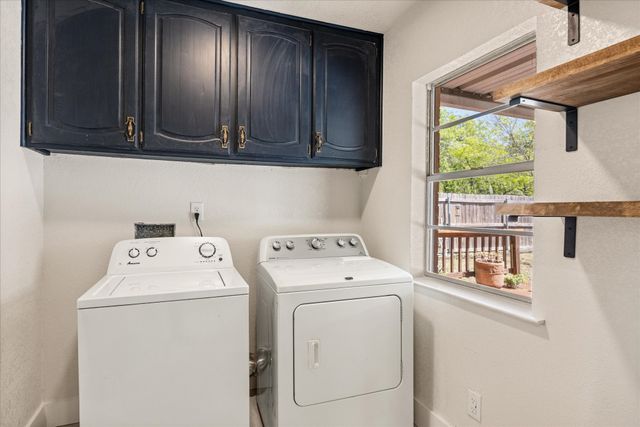 201 E 3rd Street, Weatherford, TX 76086