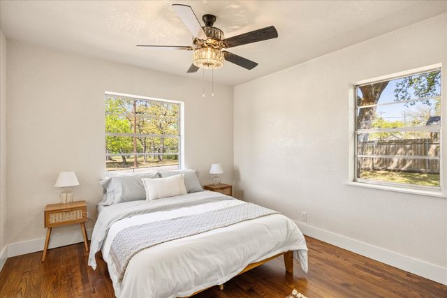 201 E 3rd Street, Weatherford, TX 76086