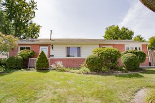 465 Apache Lane, Hoffman Estates, IL 60169