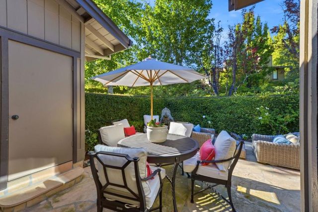 1252 Sharon Park Drive, Menlo Park, CA 94025