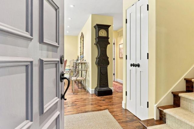 1252 Sharon Park Drive, Menlo Park, CA 94025
