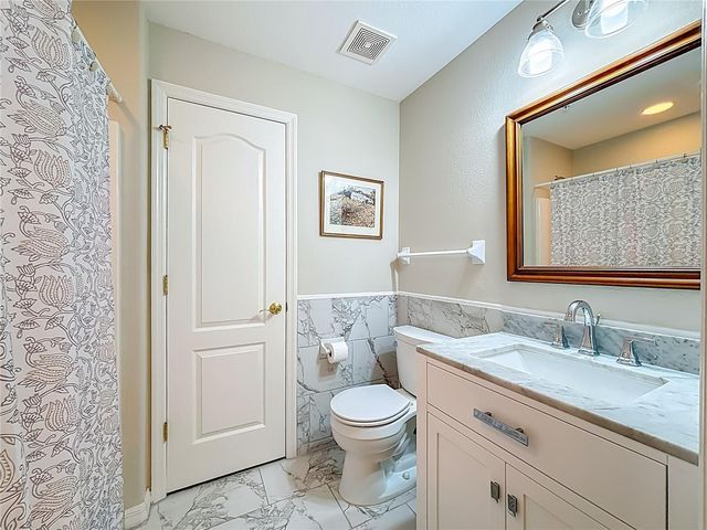 960 COOPER STREET 203, Venice, FL 34285