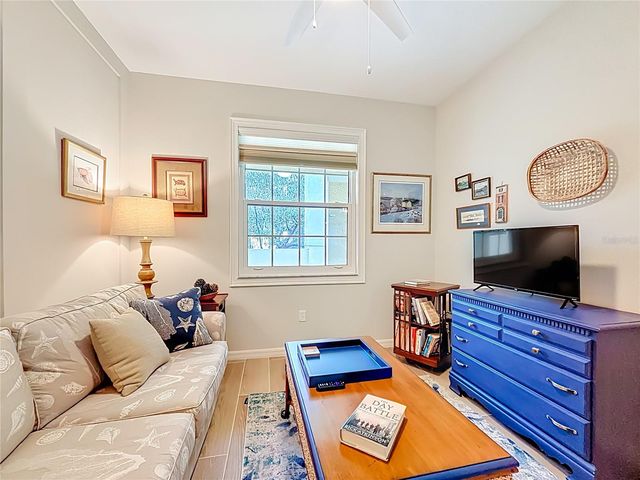 960 COOPER STREET 203, Venice, FL 34285