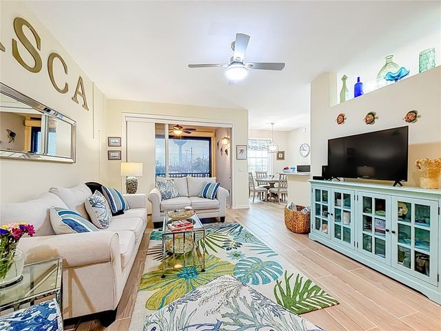 960 COOPER STREET 203, Venice, FL 34285