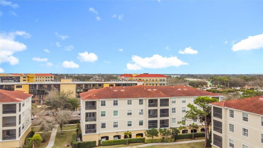 960 COOPER STREET 203, Venice, FL 34285