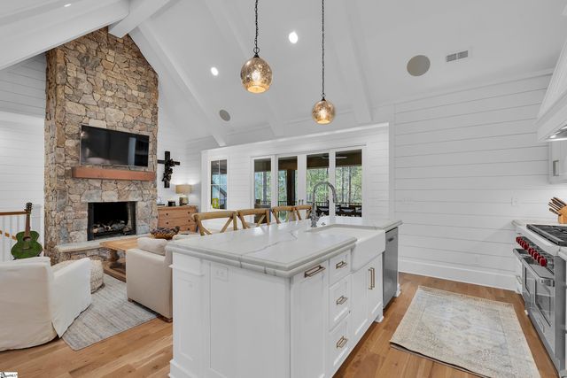 243 Quay Court, Sunset, SC 29685