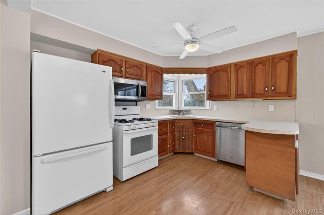 4072 Maywood Drive, Seaford, NY 11783